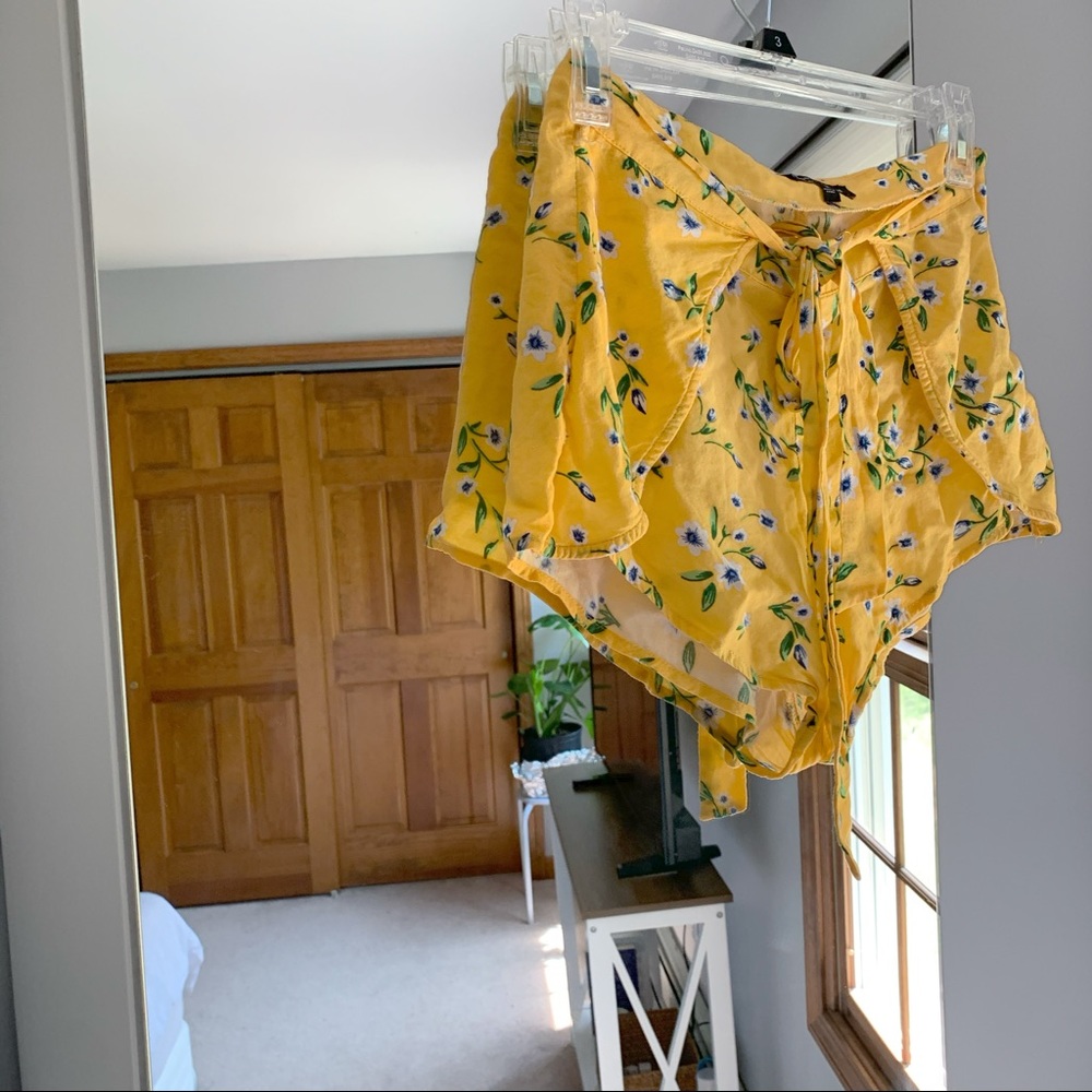 Kendall & Kylie Floral Shorts